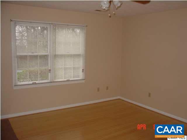 Building Photo - 1388 5th St