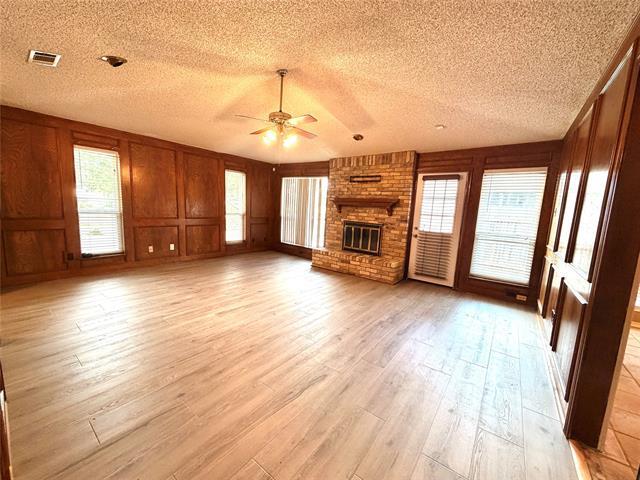 Building Photo - 1238 Richland Oaks Dr
