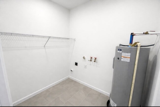 Building Photo - ONE OF A KIND- Brand New 1 Bed / 1 Bath House for Rent- Lehigh Acres