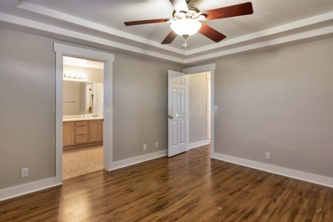 Building Photo - 10912 Poplar Brook Pl