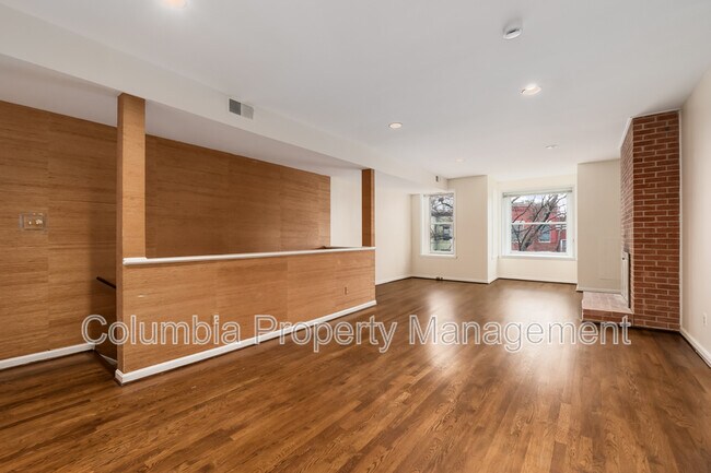 Building Photo - 127 11th St NE