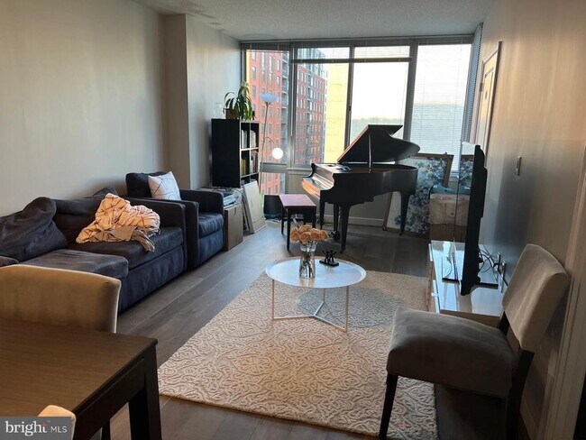 Building Photo - 555 Massachusetts Ave NW