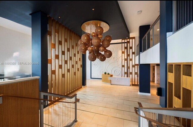 Building Photo - 7501 E Treasure Dr