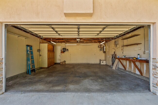 Building Photo - 9835 Columbus Ave