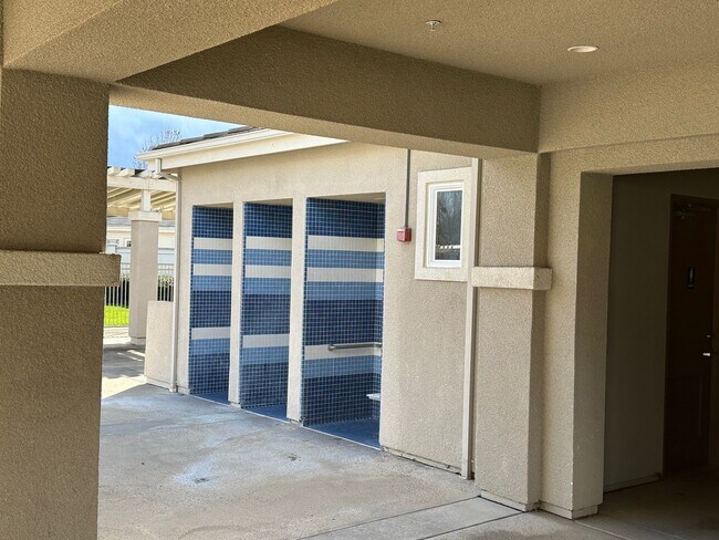 Building Photo - 3603 Fieldview Ct