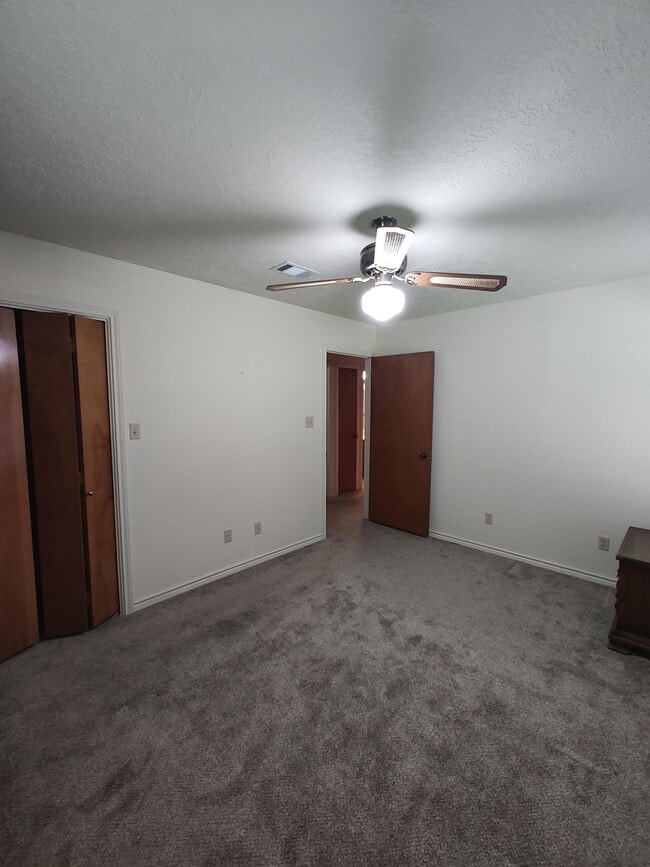 Building Photo - 9023 Brittonville Rd