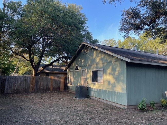 Building Photo - 10512 N Platt River Dr