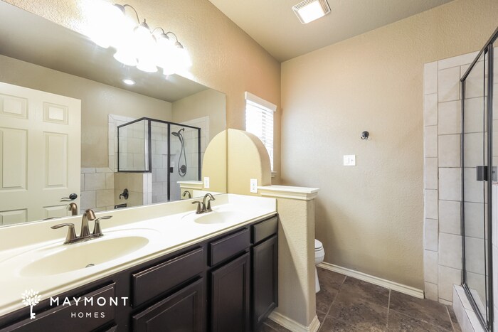 Building Photo - 3815 Grissom Woods