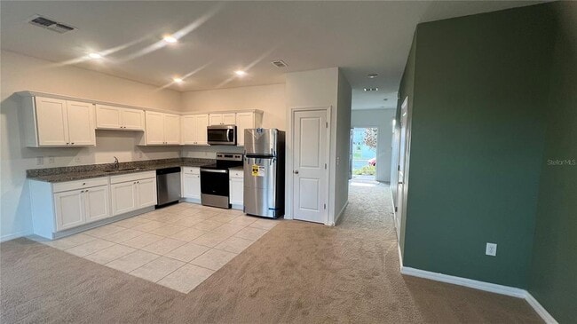 Building Photo - 1064 Appleton St