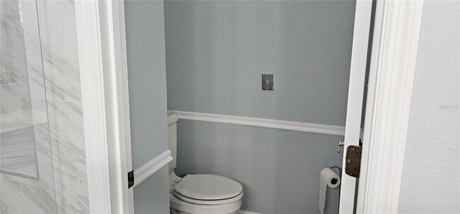Building Photo - 14321 Mandolin Dr