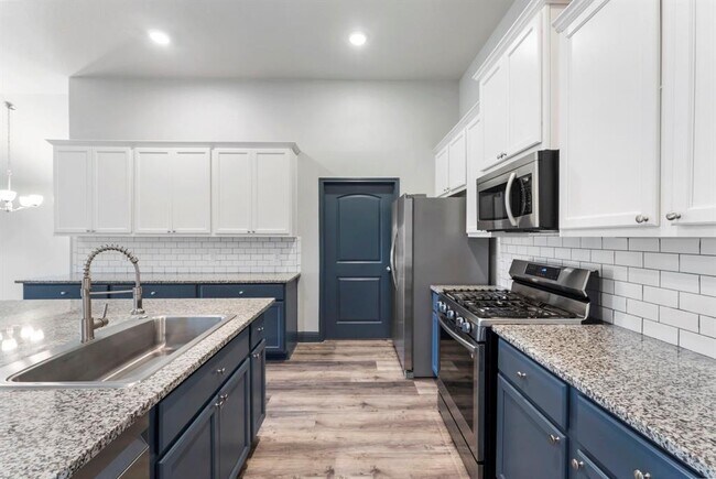 Building Photo - 24331 Ravenna Landing Loop