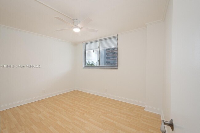 Building Photo - 3703 NE 166th St