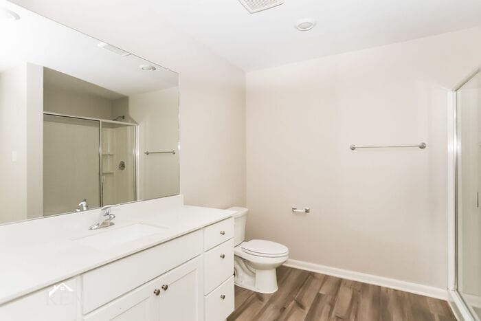 Building Photo - 2022 Delta Downs Dr