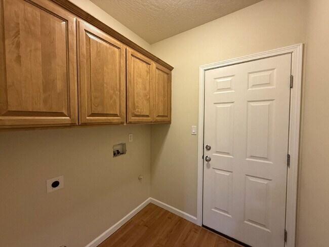 Building Photo - 3540 Sterling Woods Dr