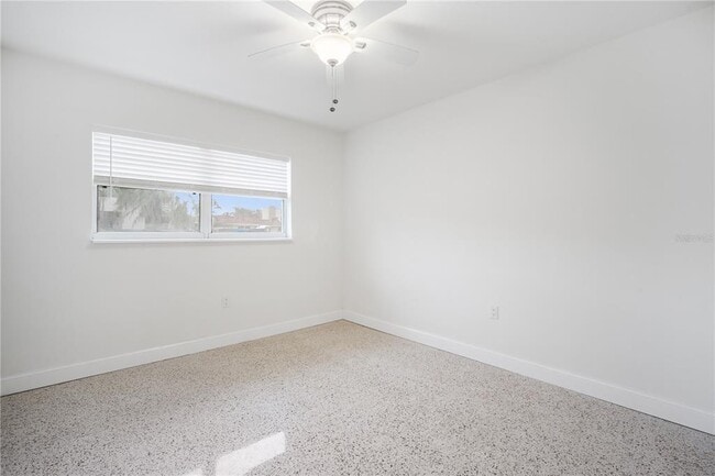 Building Photo - 10237 Tarpon Dr