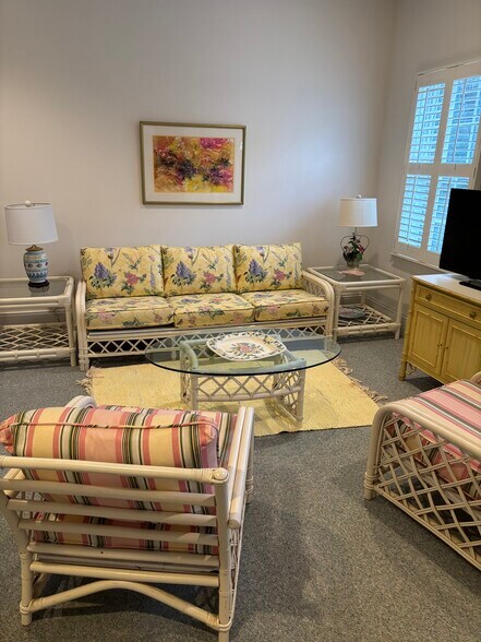 Building Photo - 108 Cart Dr