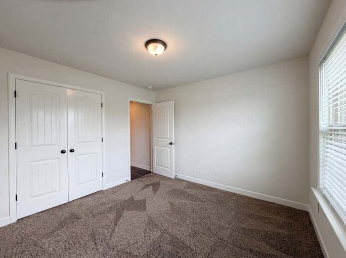 Building Photo - 2919 Ronstadt Dr