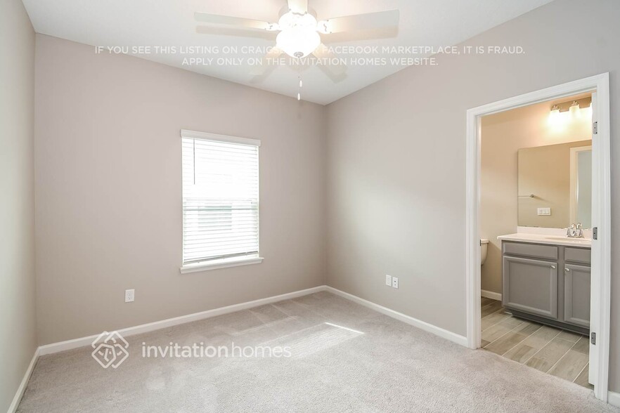 Building Photo - 7978 Thyme Trl