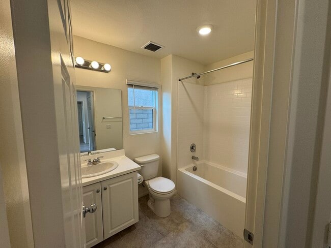 Building Photo - 67426 Rio Vista Dr