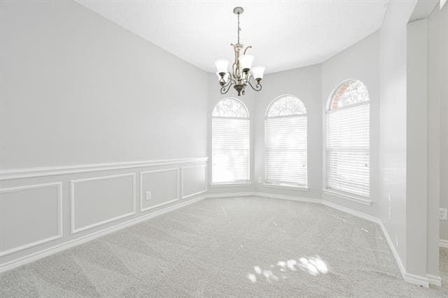 Building Photo - 920 Dogwood Ln