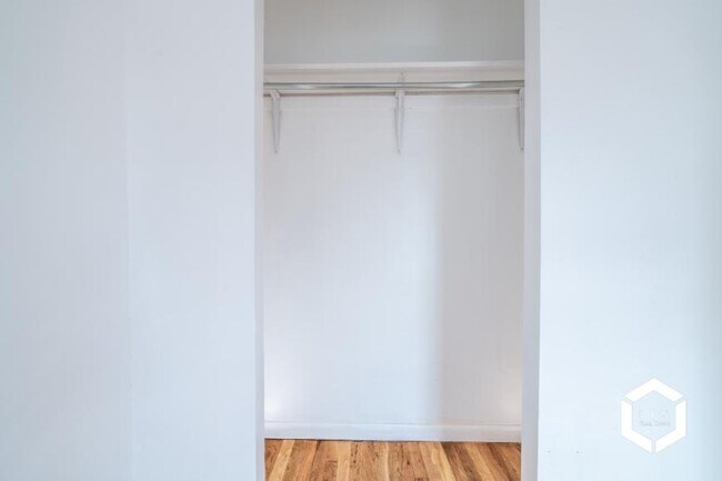 Building Photo - 1 bedroom in BROOKLYN NY 11238