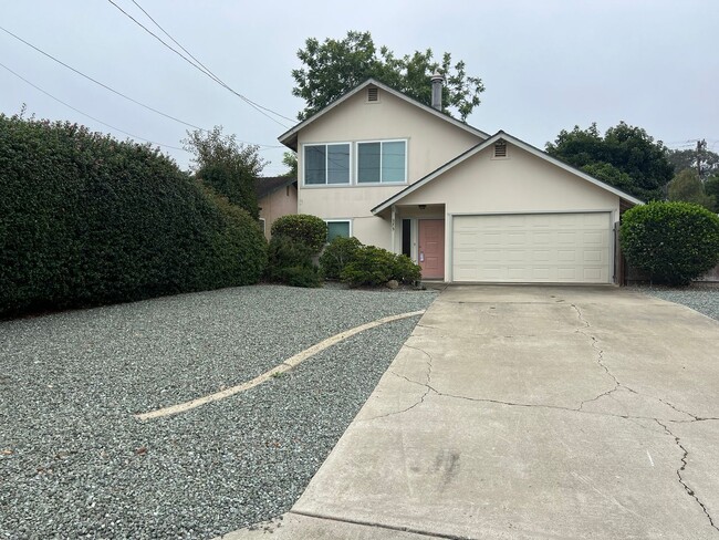 Primary Photo - 375 Los Osos Valley Rd