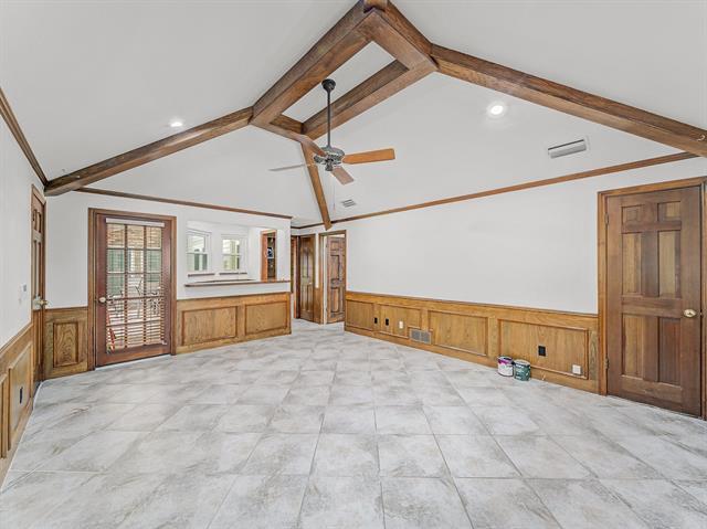 Building Photo - 7315 Debbe Dr