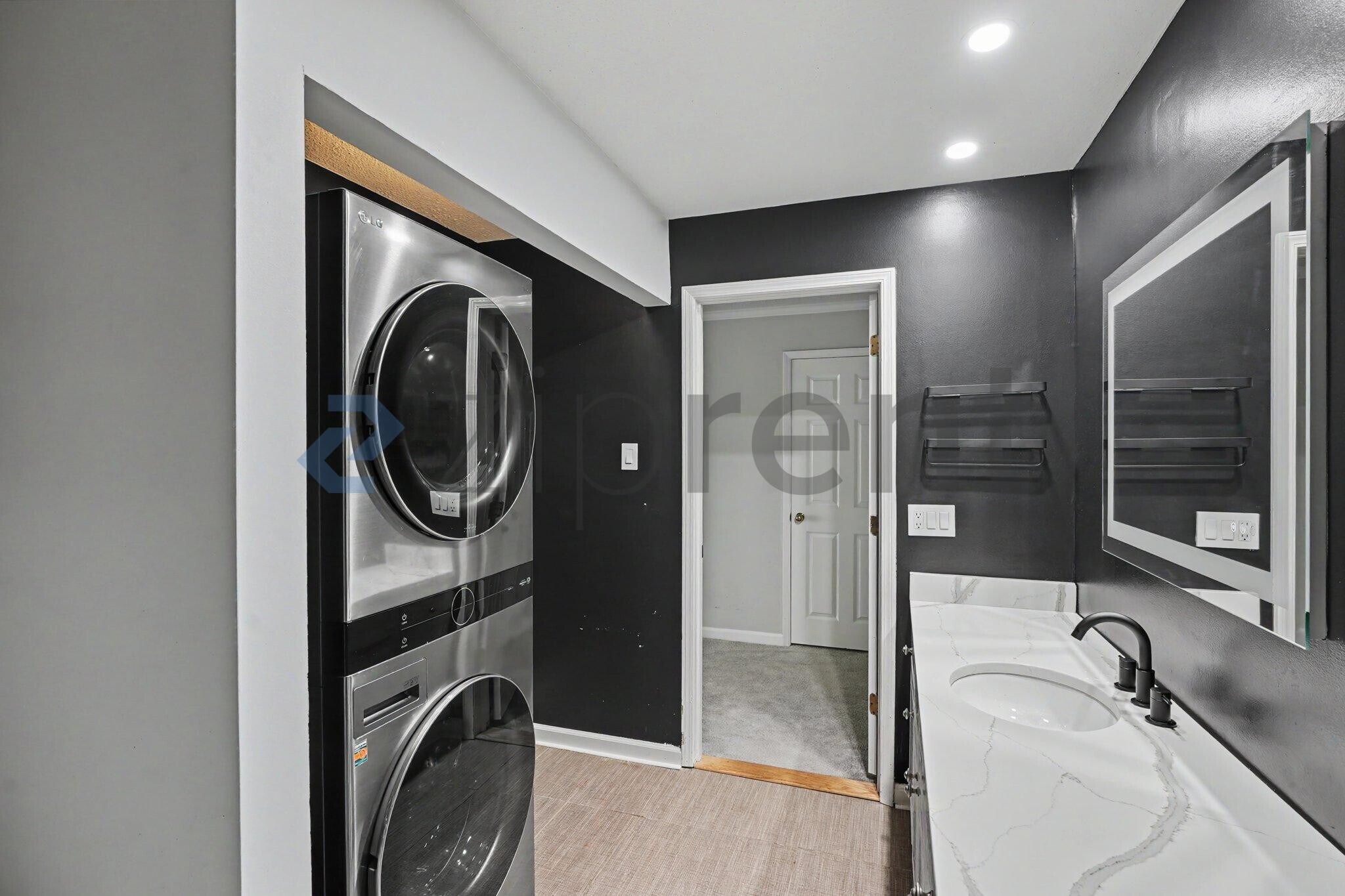 Building Photo - Unit 26202