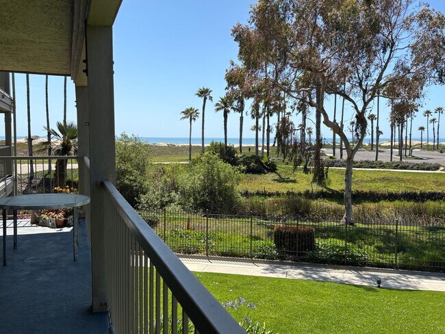 Building Photo - Surfside III / Port Hueneme / 1 bedroom on the 2nd floor with Oceanviews!