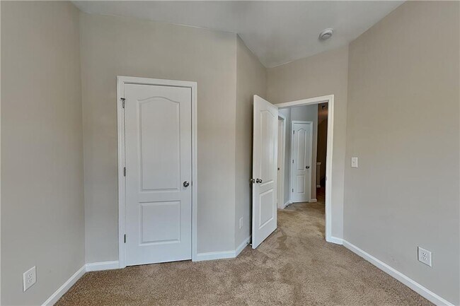 Building Photo - 3742 Humber Ct