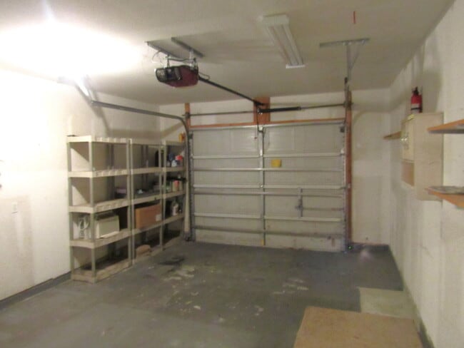 Building Photo - Navarre Gem Near Beaches & Bases – 3BR/2BA...