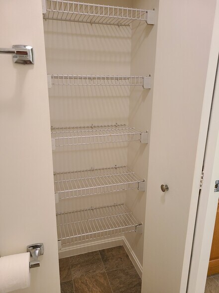 2nd floor BA/LR-view 3 - 1207 Brice Sq