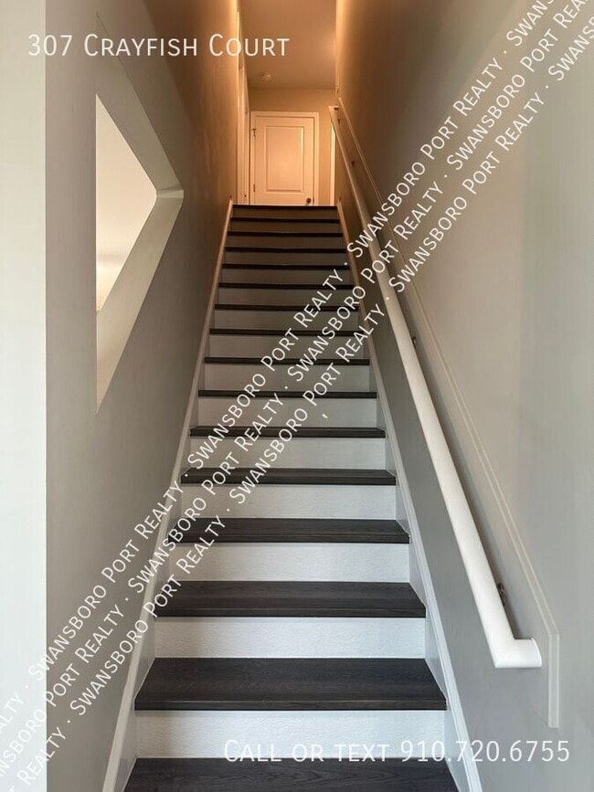 Building Photo - 307 Crayfish Ct
