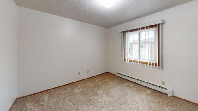 Building Photo - 2738 Gateway Ave