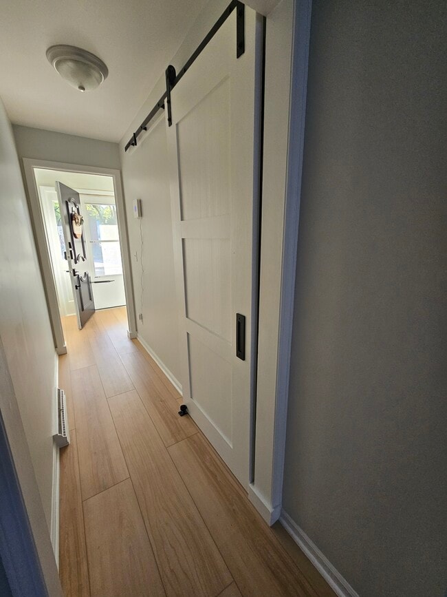 Building Photo - 3130 Bellshire Way