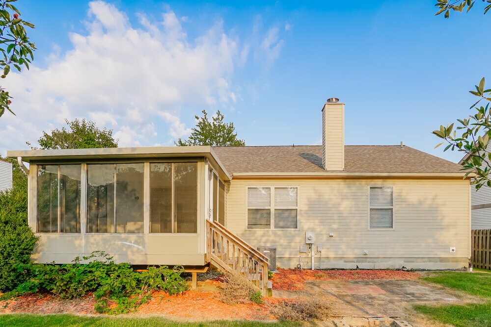 Building Photo - 1097 Leclerc Pl
