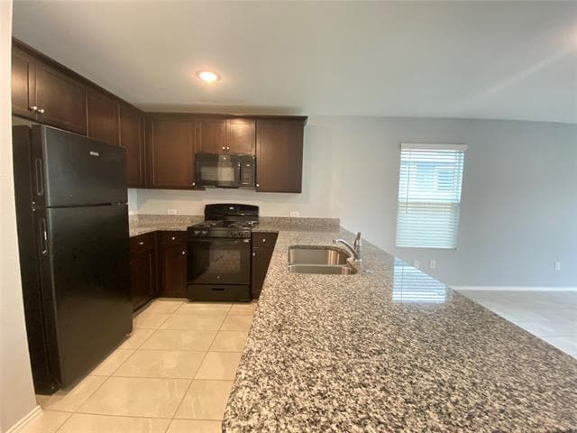 Building Photo - 3523 Glover Peak Pl