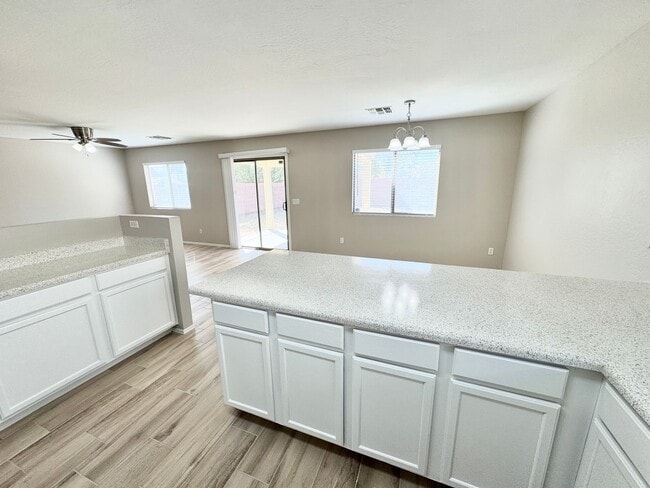 Building Photo - Remodeled 5 Bedroom/3 Bath Home. Upgraded Flooring & Kitchen!