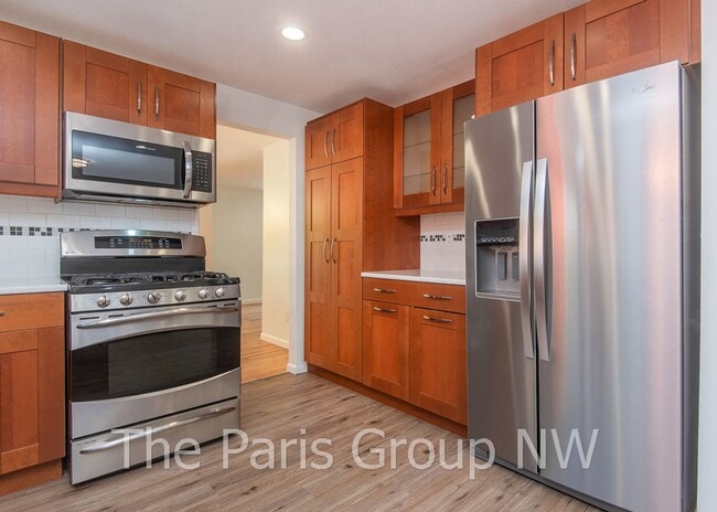 Building Photo - Lg Modern Midcentury on Thornton Creek * A...