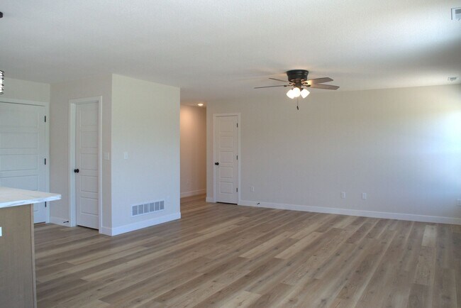 Building Photo - New construction three-bedroom 2-bathroom Home In Tuscany Ridge!