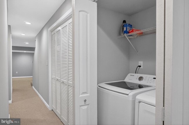 Building Photo - 2917 13th St NW