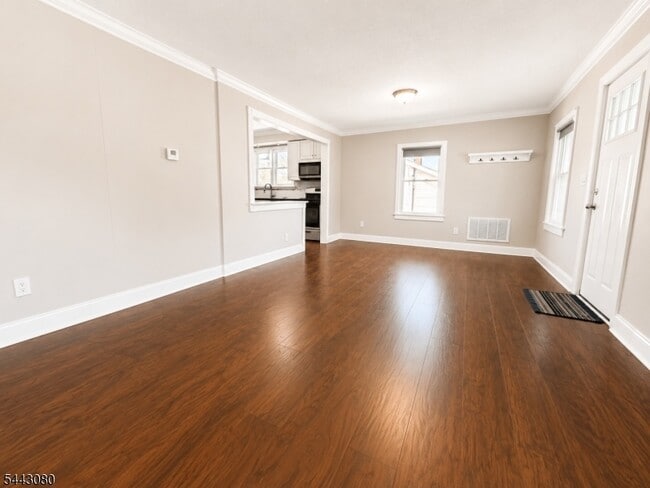 Building Photo - 28 Mabie St