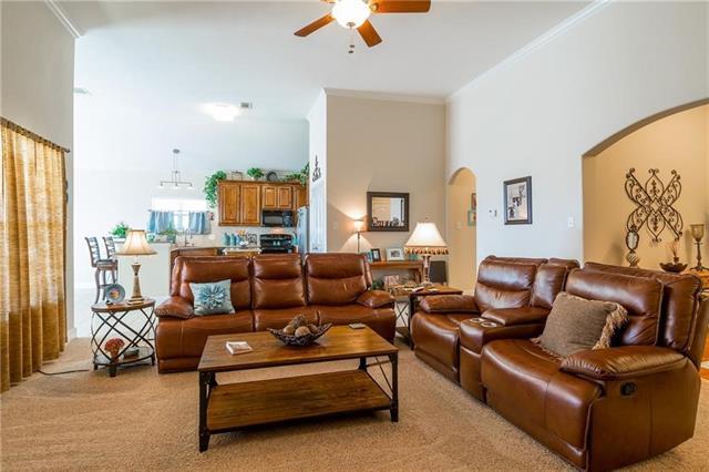 Building Photo - 225 Glenview Dr