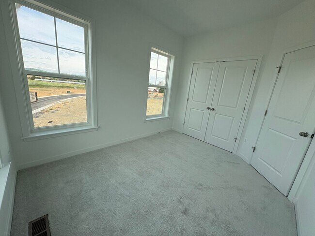 Building Photo - Brand New Construction in the Glen at Cooks Creek