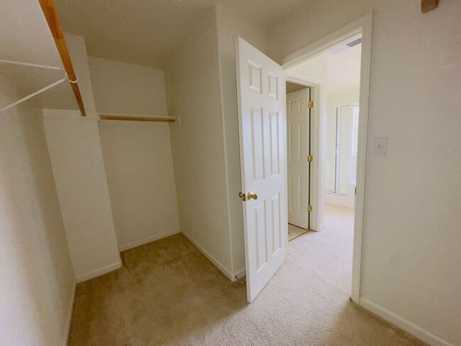 Building Photo - 1603 Laverder Dr