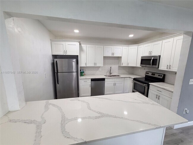 Building Photo - 14930 NW 16th Dr