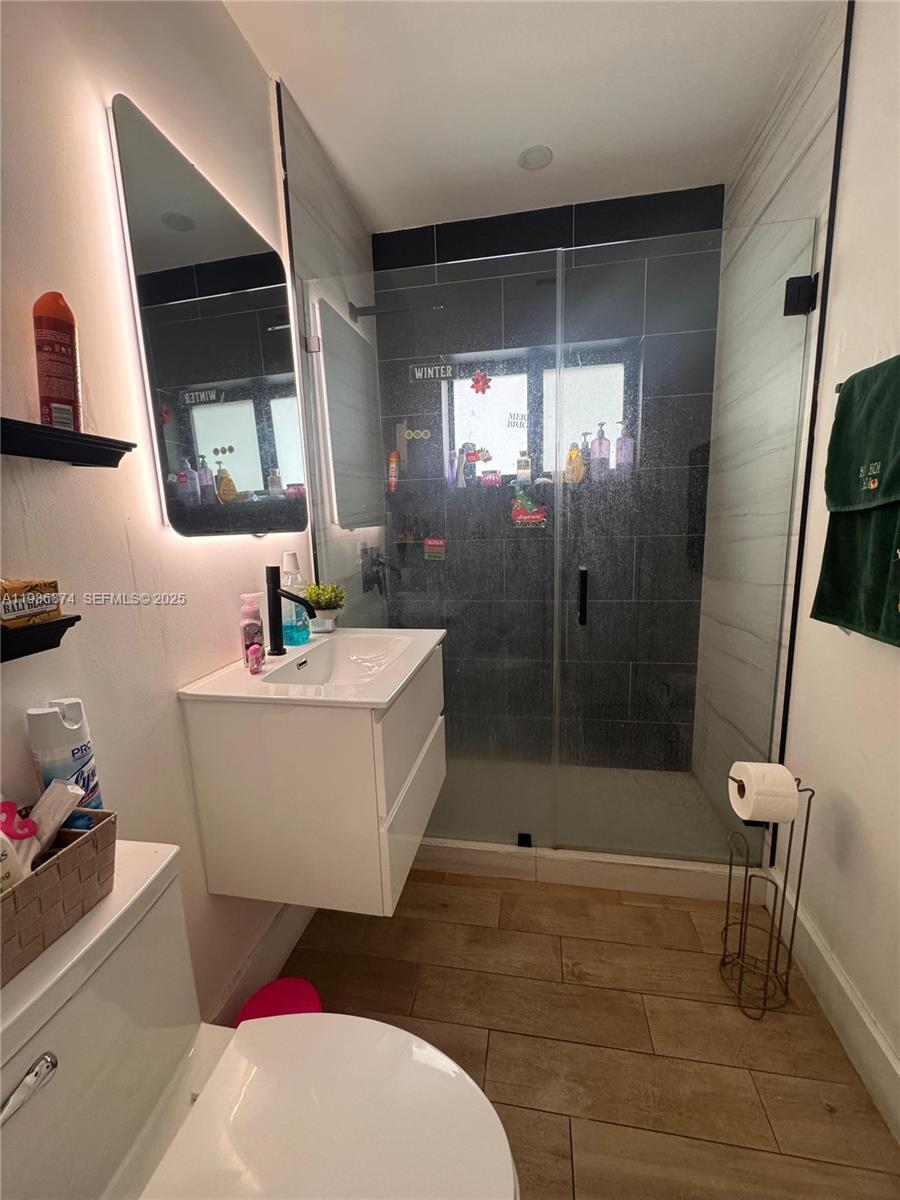 Building Photo - 2775 SW 6th St