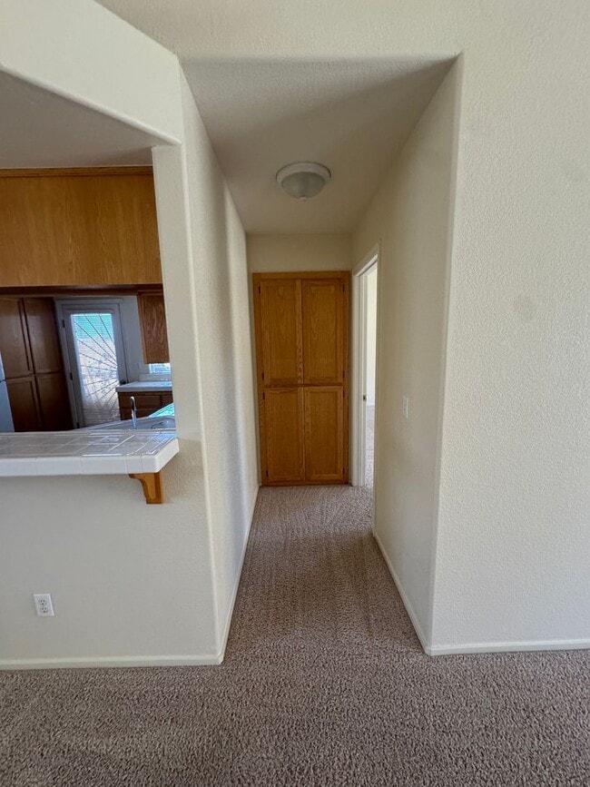 Building Photo - Single Story Home On Cul-De-Sac Near Preisker Park