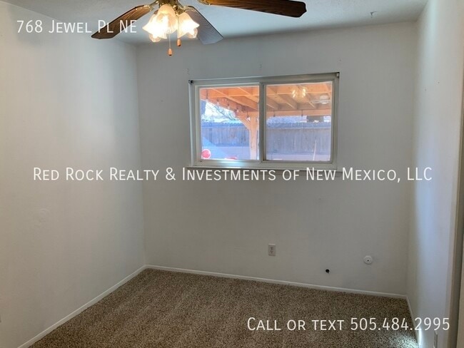 Building Photo - 768 Jewel Pl NE