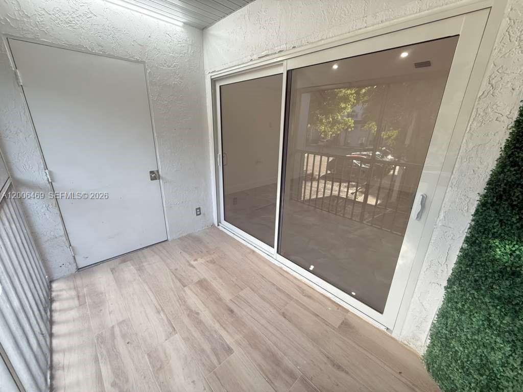 Building Photo - 9307 SW 138th Pl